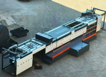 NEW STAR uvádí na trh automatický inkoustový kódovací stroj DMG-Z1100 pro inteligentní variabilní tisk a kontrolu kvality